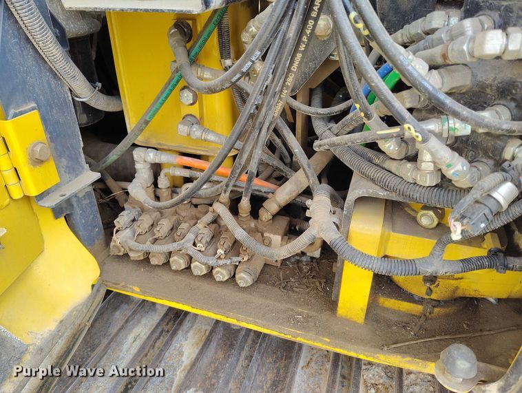 image for item EC8971 Kobelco SKS85CS-3E mini excavator