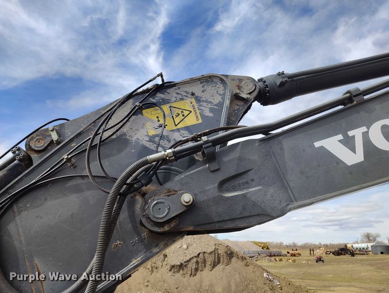 image for item EC8972 2013 Volvo ECR305CL excavator