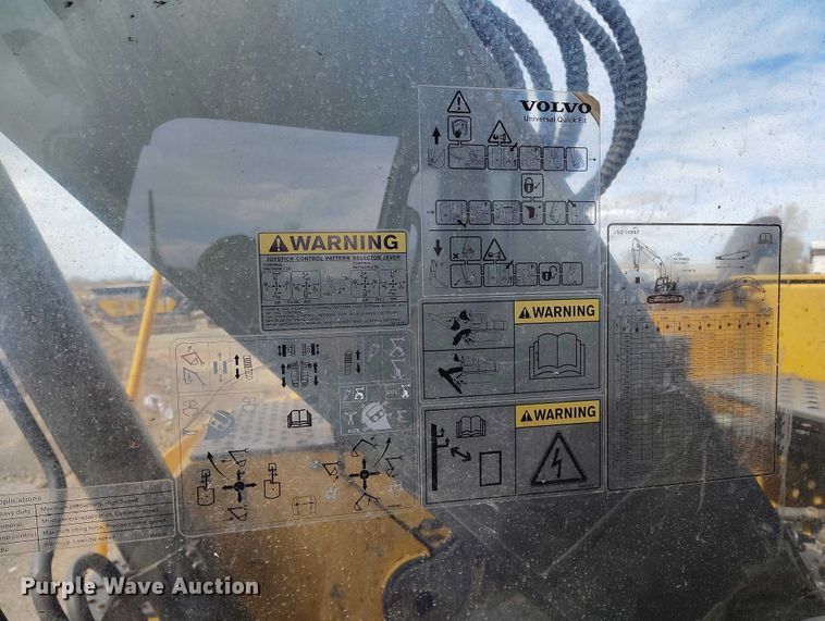 image for item EC8972 2013 Volvo ECR305CL excavator