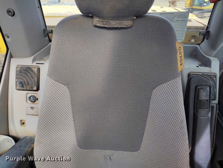 image for item EC8972 2013 Volvo ECR305CL excavator