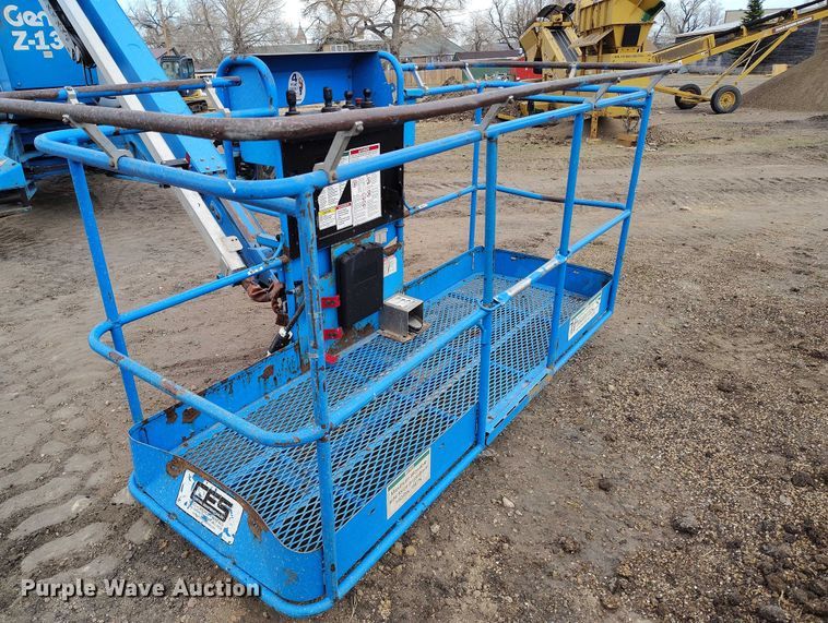 image for item EC8973 2006 Genie Z-135 boom lift
