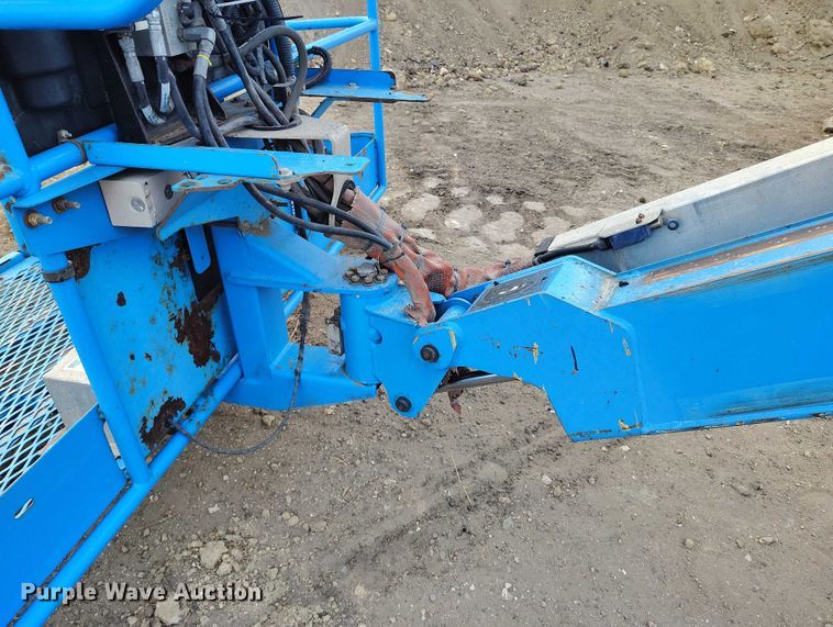 image for item EC8973 2006 Genie Z-135 boom lift