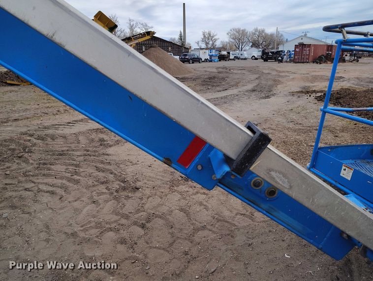 image for item EC8973 2006 Genie Z-135 boom lift