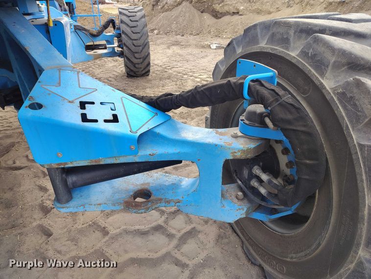 image for item EC8973 2006 Genie Z-135 boom lift