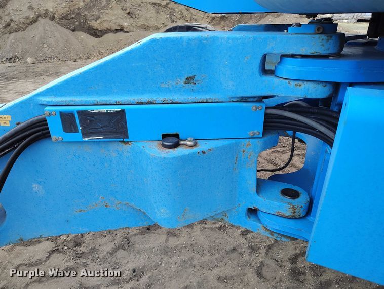 image for item EC8973 2006 Genie Z-135 boom lift