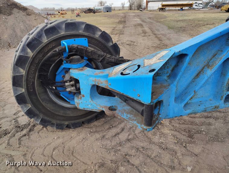 image for item EC8973 2006 Genie Z-135 boom lift