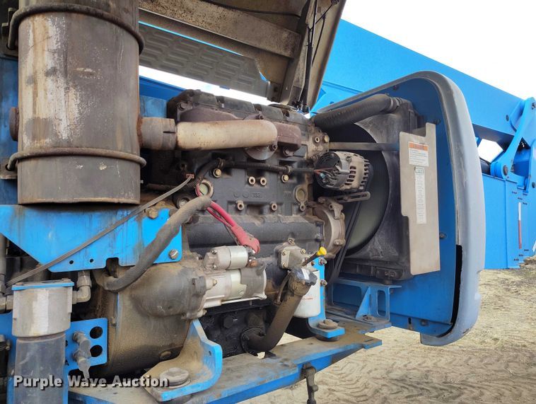 image for item EC8973 2006 Genie Z-135 boom lift