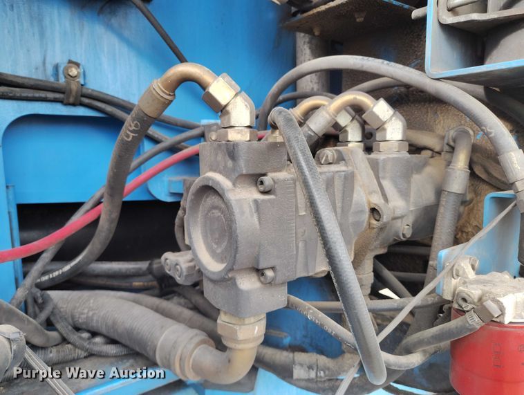 image for item EC8973 2006 Genie Z-135 boom lift