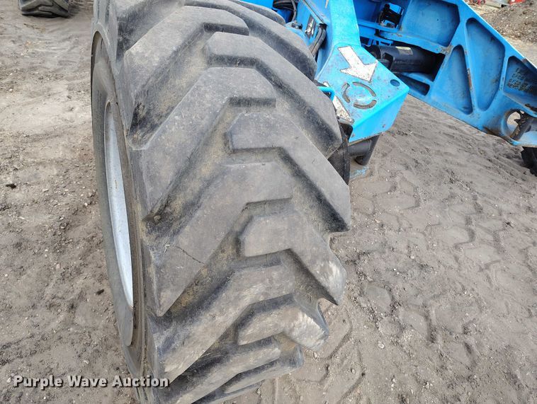 image for item EC8973 2006 Genie Z-135 boom lift