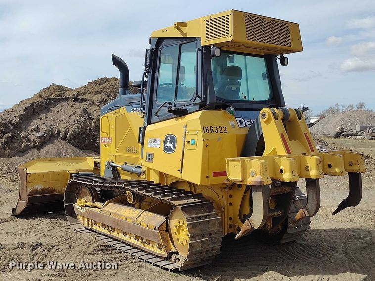 image for item EC8974 2016 John Deere 550K XLT dozer