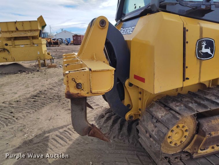 image for item EC8974 2016 John Deere 550K XLT dozer