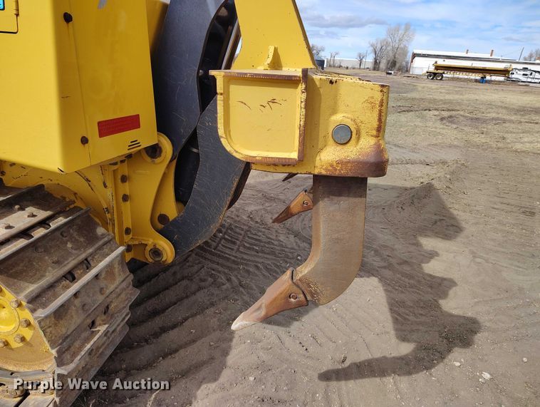 image for item EC8974 2016 John Deere 550K XLT dozer