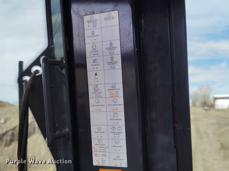 image for item EC8974 2016 John Deere 550K XLT dozer