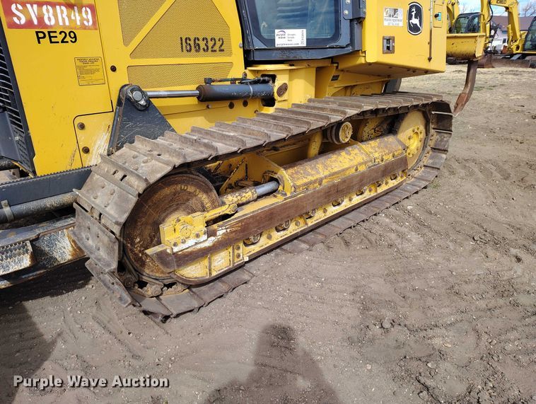 image for item EC8974 2016 John Deere 550K XLT dozer