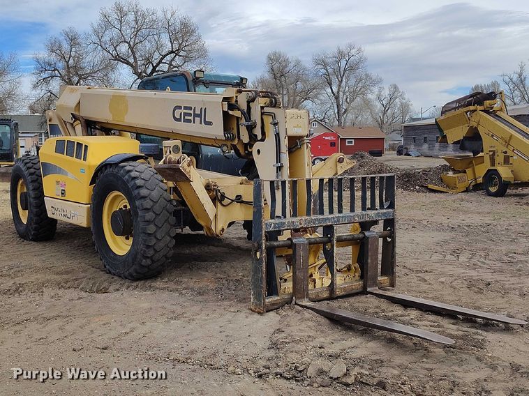 image for item EC8975 2008 Gehl DL11-55 telehandler