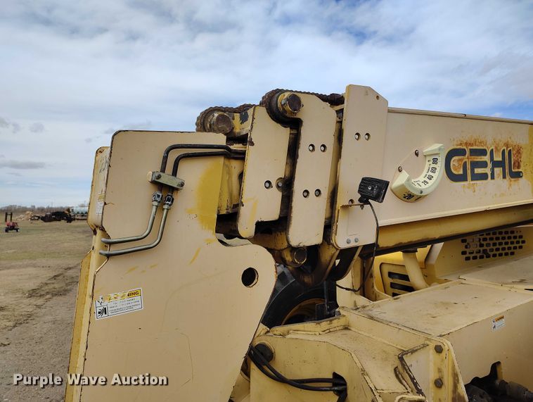 image for item EC8975 2008 Gehl DL11-55 telehandler