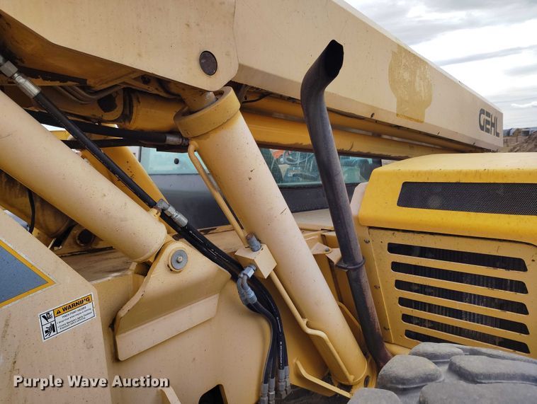 image for item EC8975 2008 Gehl DL11-55 telehandler