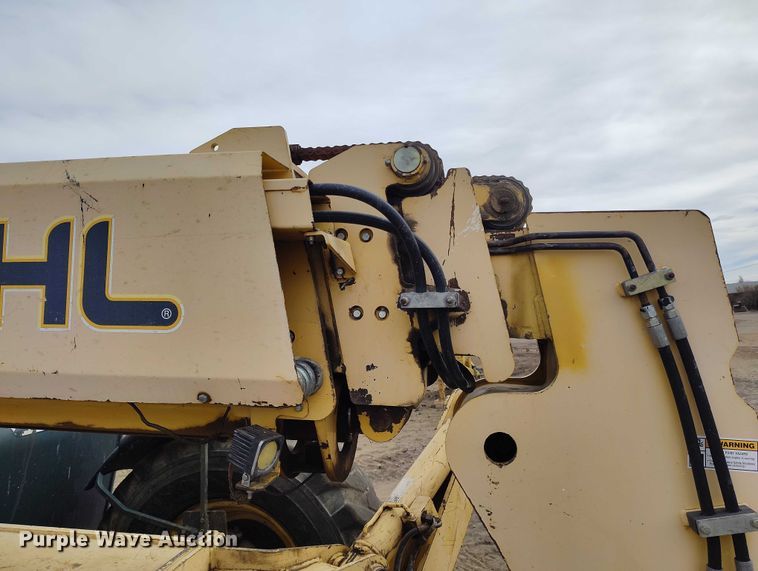 image for item EC8975 2008 Gehl DL11-55 telehandler