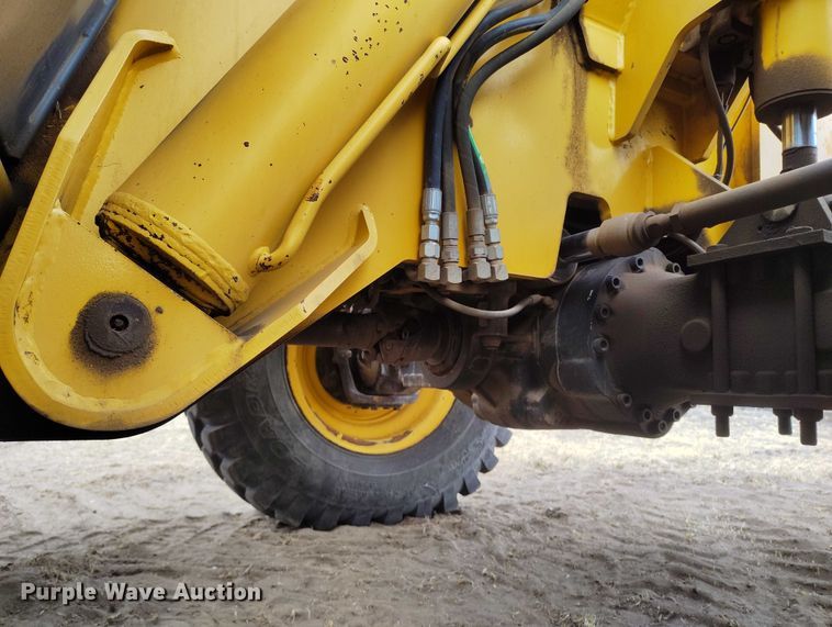 image for item EC8975 2008 Gehl DL11-55 telehandler