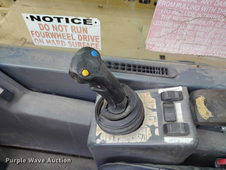 image for item EC8975 2008 Gehl DL11-55 telehandler