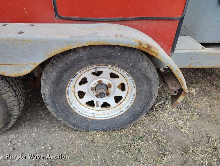 image for item EC8976 1997 Ground Heaters Inc E3000  ground heater