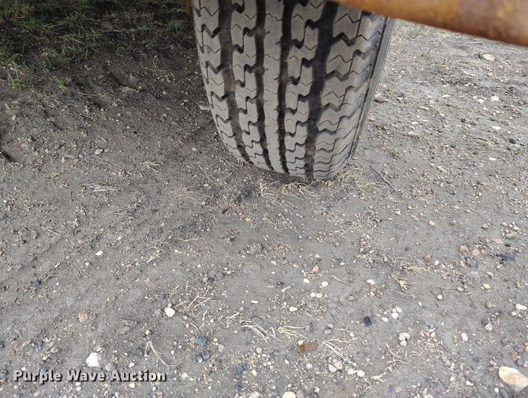 image for item EC8976 1997 Ground Heaters Inc E3000  ground heater