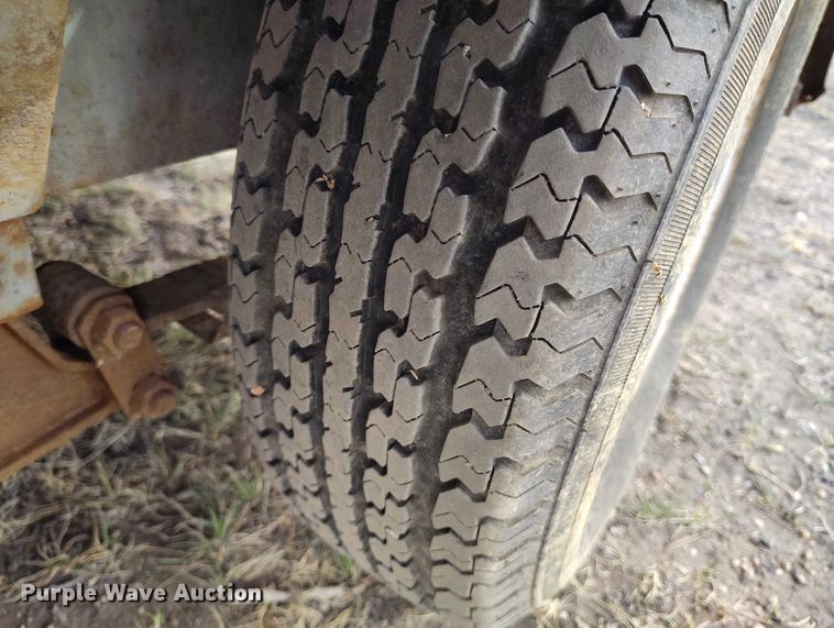 image for item EC8976 1997 Ground Heaters Inc E3000  ground heater