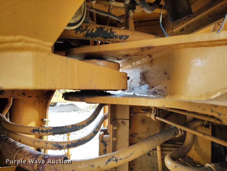 image for item EC8977 1988 Case 621 wheel loader