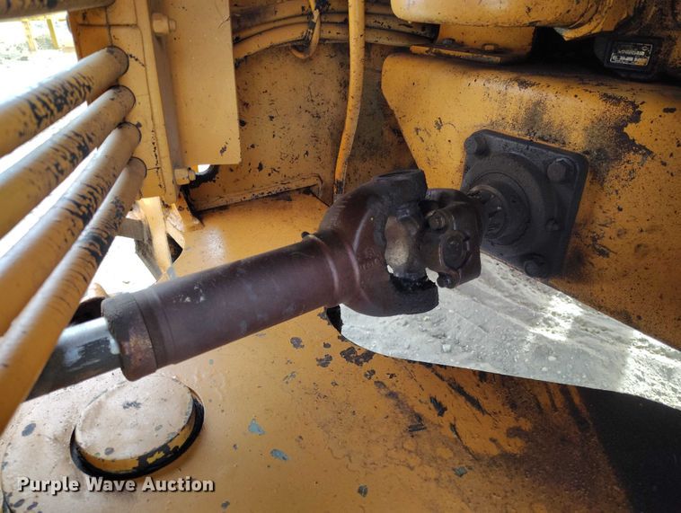 image for item EC8977 1988 Case 621 wheel loader