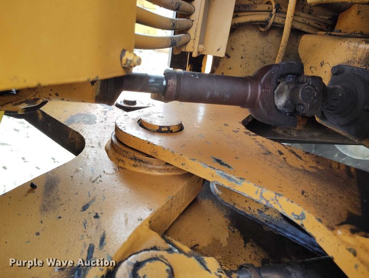 image for item EC8977 1988 Case 621 wheel loader