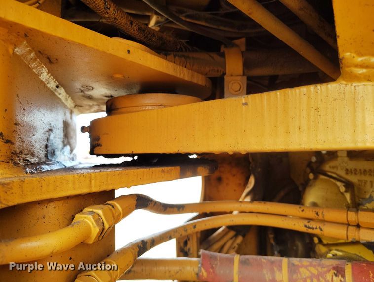 image for item EC8977 1988 Case 621 wheel loader