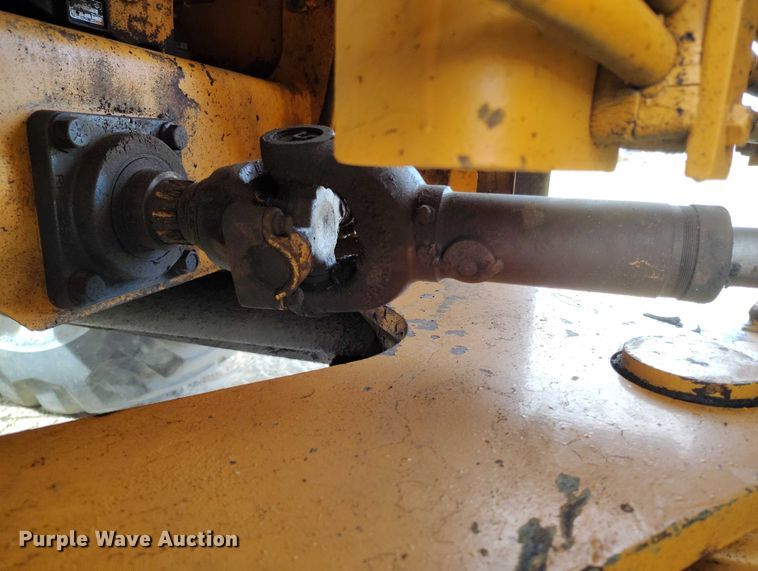 image for item EC8977 1988 Case 621 wheel loader