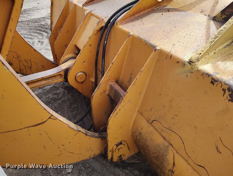 image for item EC8977 1988 Case 621 wheel loader