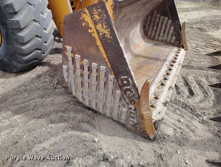 image for item EC8977 1988 Case 621 wheel loader