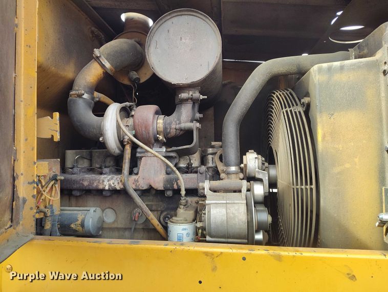 image for item EC8977 1988 Case 621 wheel loader