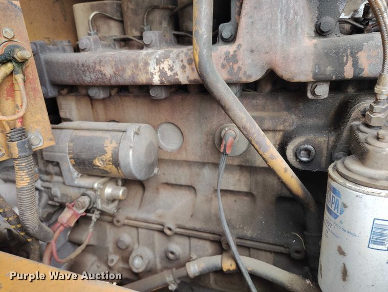 image for item EC8977 1988 Case 621 wheel loader