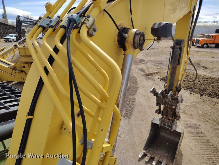 image for item EC8981 2015 Kobelco SK140SRLC-3 mini excavator