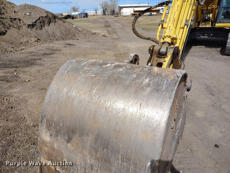 image for item EC8981 2015 Kobelco SK140SRLC-3 mini excavator