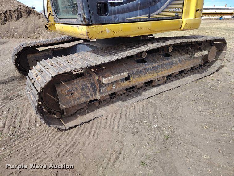 image for item EC8981 2015 Kobelco SK140SRLC-3 mini excavator