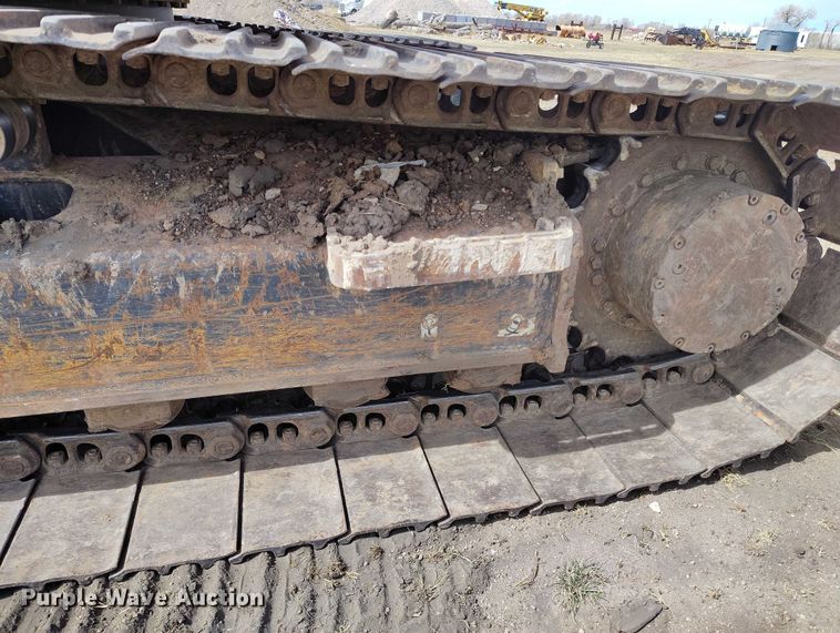 image for item EC8981 2015 Kobelco SK140SRLC-3 mini excavator