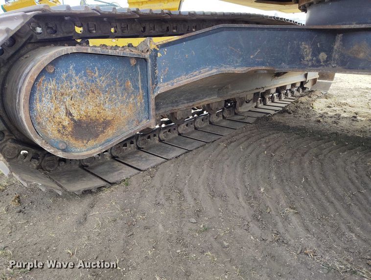 image for item EC8981 2015 Kobelco SK140SRLC-3 mini excavator