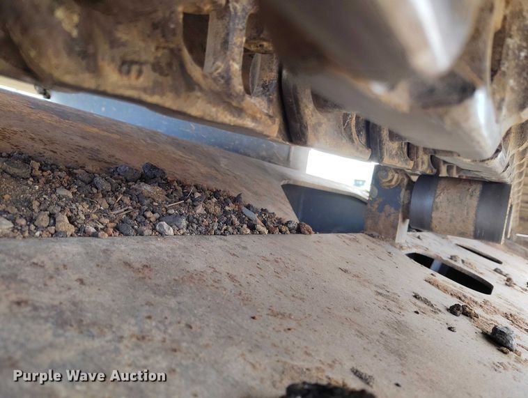 image for item EC8981 2015 Kobelco SK140SRLC-3 mini excavator