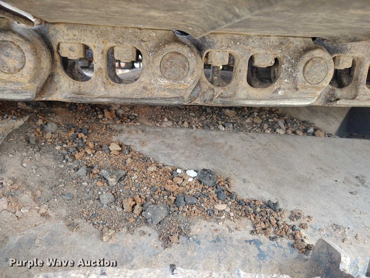 image for item EC8981 2015 Kobelco SK140SRLC-3 mini excavator