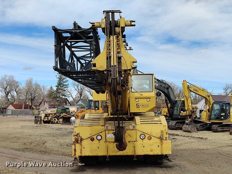 image for item EC8983 1993 Grove RT745 crane
