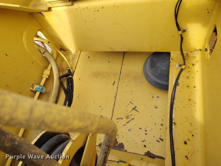 image for item EC8983 1993 Grove RT745 crane