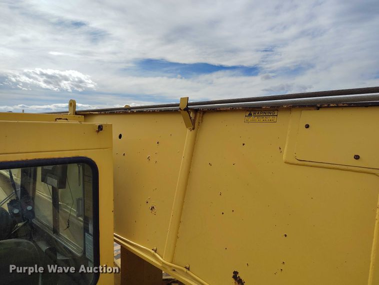 image for item EC8983 1993 Grove RT745 crane