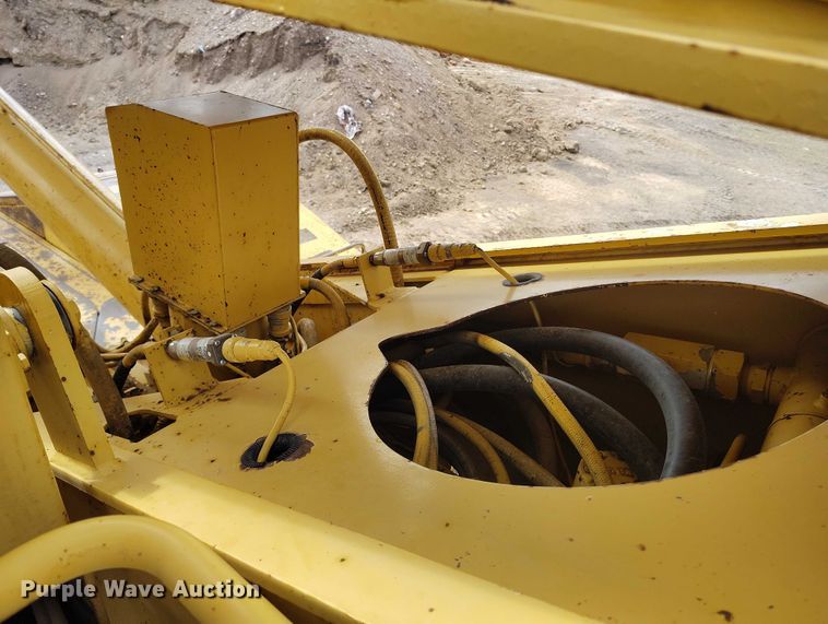 image for item EC8983 1993 Grove RT745 crane