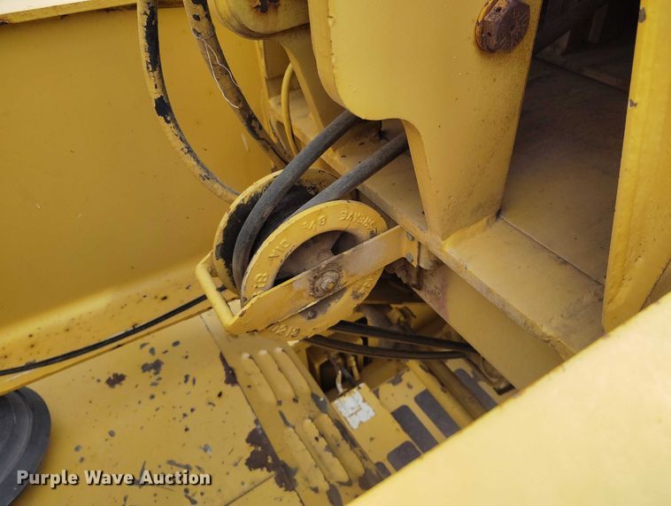 image for item EC8983 1993 Grove RT745 crane