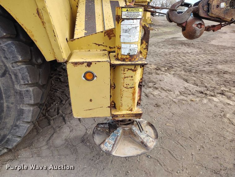 image for item EC8983 1993 Grove RT745 crane