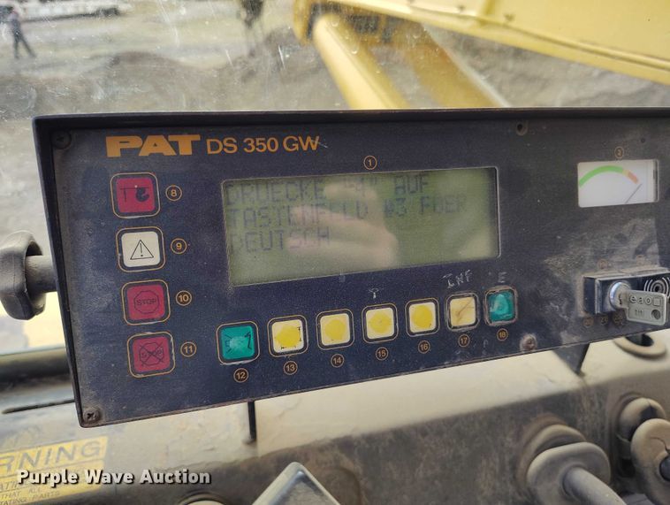 image for item EC8983 1993 Grove RT745 crane